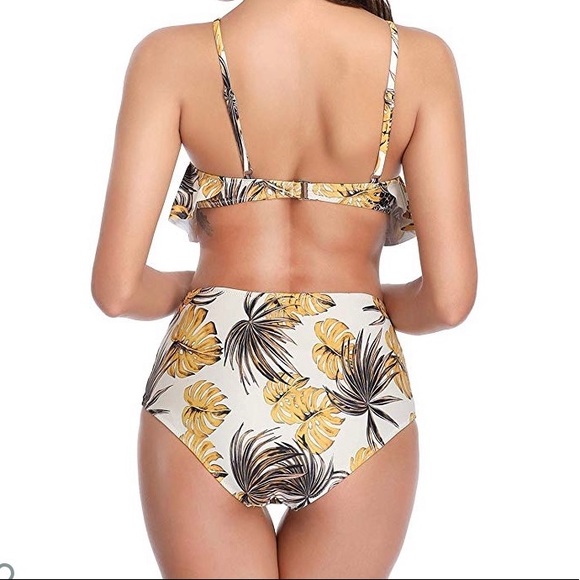 Tropical Leaf Bikini (L/XL) - Picture 2 of 4